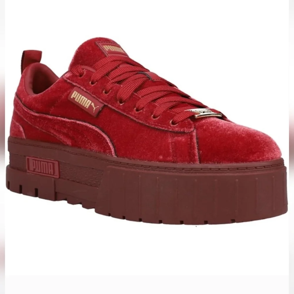 PUMA Mayze Velvet Tibetan Red Platform Sneakers Sz 7 Like New